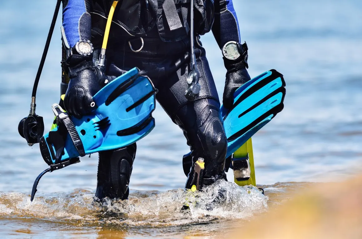 Master diver on an open-water dive off Pag